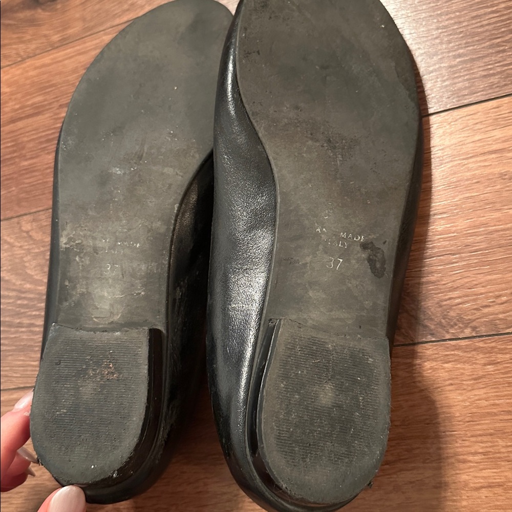 Tory Burch Black Leather Ballerina shoes. Size 37 - Picture 4 of 7